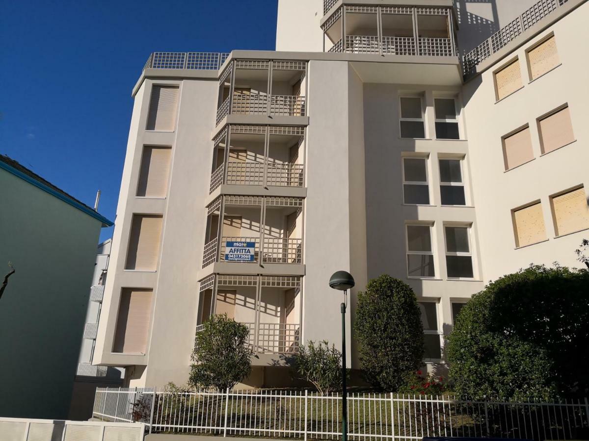 Lungomare Sabbiadoro Villa Lignano Sabbiadoro Dış mekan fotoğraf